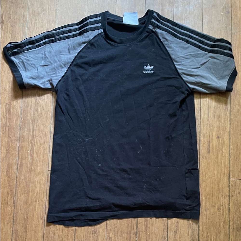 Adidas Men's Black and Gray Short Sleeve Small Tee Worn once